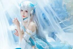 谢谢每壹个发光的你 感谢每一盏亮着的灯没有丢弃一个孤独的人是什么意思?